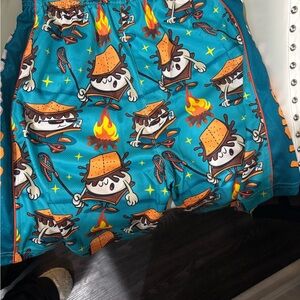 Flow Society youth boys lacrosse shorts
Size large